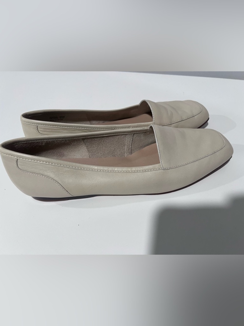 Enzo Angiolini Women's Cream Leather Slip-On Loafers